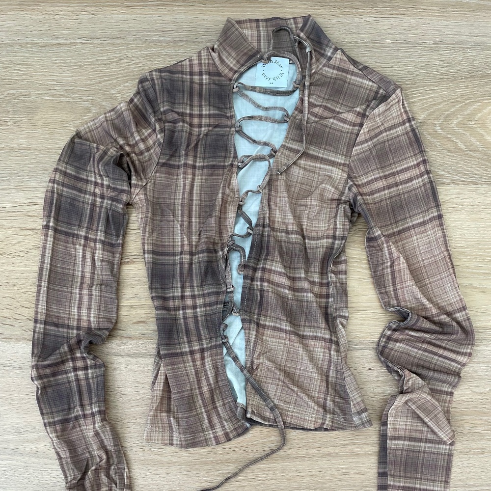 With Jean amethyst top plaid